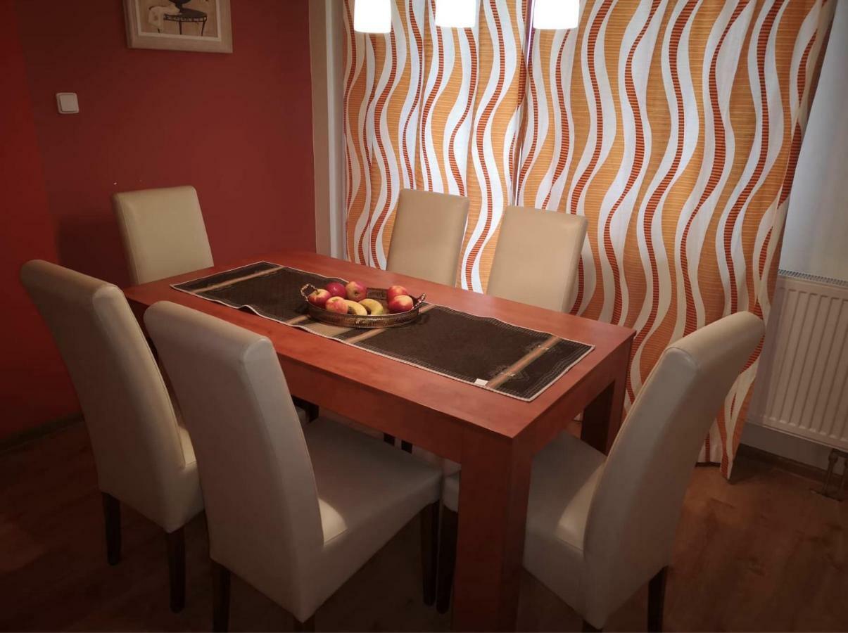 דירות Apartman Velka Lomnica C7Ad2 מראה חיצוני תמונה