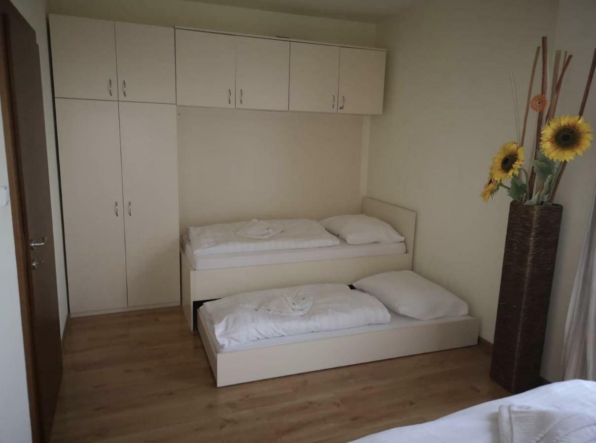 דירות Apartman Velka Lomnica C7Ad2 מראה חיצוני תמונה